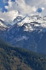 Stunning mountain scenery in Northern India's himalaya region of Himachal Pradesh