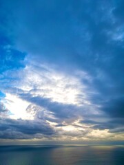 Obraz premium clouds sky sea light shine