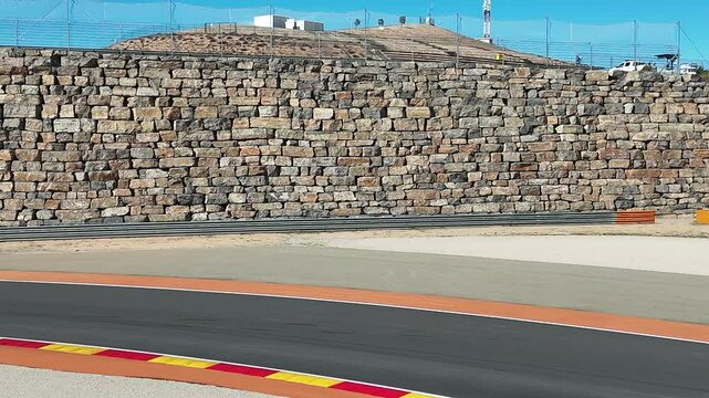 Vista a&eacute;rea sobre circuito Motorland Aragon en Alca&ntilde;iz
