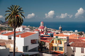 Fototapeta premium The domes of the colored church in la Orotava