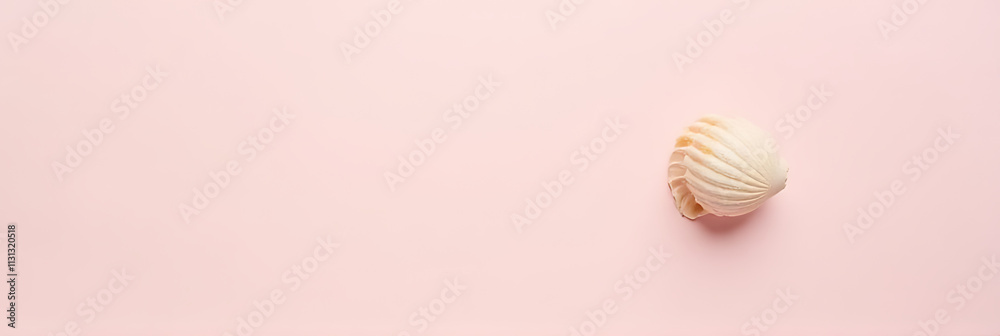 Poster a seashell is placed on a pastel colored background in this flat lay design concept._00003_