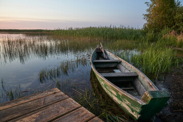 Fototapeta premium boat on the beautiful river