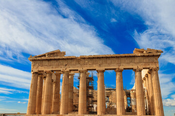 Fototapeta premium Parthenon temple on the Acropolis in Athens, Greece