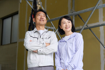 作業員の夫婦のポートレート