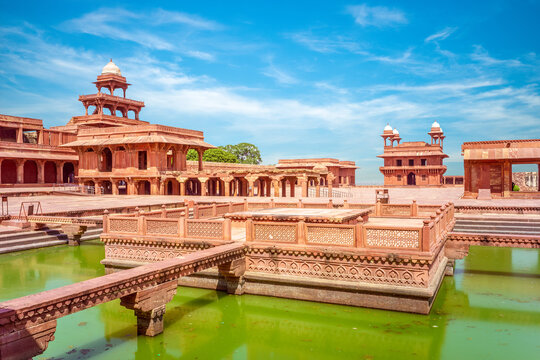 Fatehpur Sikri, the capital of Mughal Empire in 1571