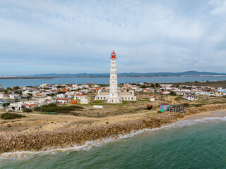Faro del Cabo de Santa Maria en Ilha la Culatra Portugal
