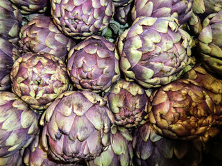 Obraz premium Bunch of artichokes