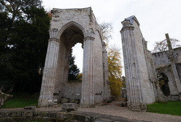 Obraz premium Abbey ruins of Jumièges, dating from the early first millennium and located in France.