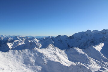 Obraz premium A beautiful day on the Austrian ski resort
