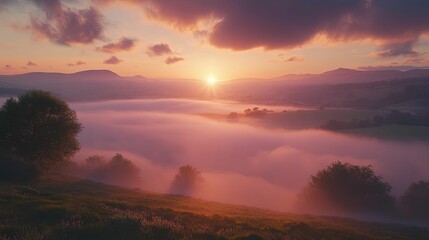 Obraz premium Sunrise Over Foggy Valley And Rolling Hills