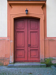 Seiteneingang der Maria Magdalen Kirche