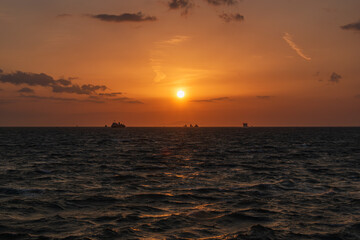 Obraz premium 夕空と海