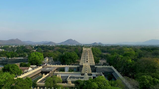 Jalakandeswarar Temple is a temple dedicated to Lord Shiva which is located in the Vellore Fort, in heart of the Vellore city, in the state of Tamil Nadu, India.