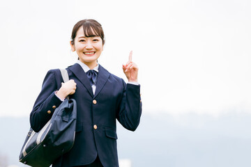 制服を着た女子高生・高校生・中学生（カメラ目線・ポイント）
