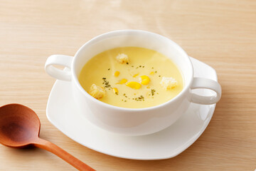 コーンスープ　Sweetcorn soup