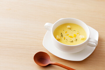 コーンスープ　Sweetcorn soup