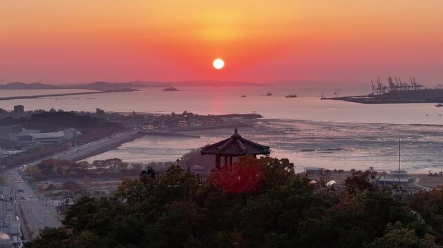 시흥시 옥구산과 옥구공원의 석양