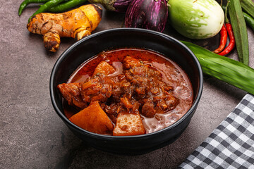 Indian cuisine - spicy chicken vindaloo