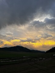 Fototapeta premium sunset in the mountains