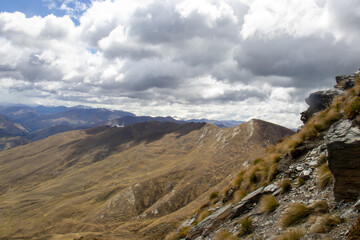 trail in the mountains new zealand