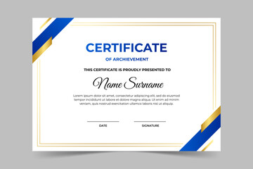 Obraz premium Modern elegant blue and gold certificate template. Appreciation for business and education. Vector illustration