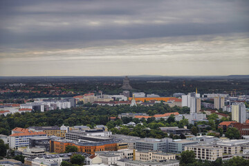 Fototapeta premium Leipzig, Blick vom Uni-Hochhaus in Richtung Völkerschlachtdenkmal