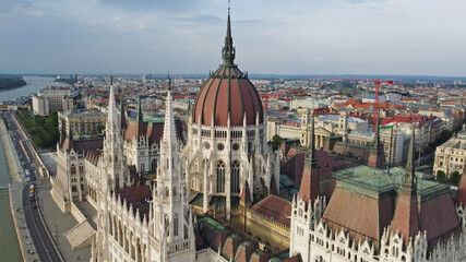 Obraz premium Budapest city and Danube river