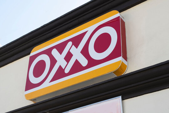 OXXO is a Mexican chain of convenience stores and gas stations, with over 21,000 stores across Latin America. Taken at Cabo San Lucas (B.C.S.) on November 2024.