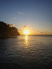 Naklejka premium sunset in the lagoa dos guarairas, tibau do sul, rio grande do norte, brazil