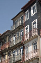 Fototapeta premium Facade of old buildings in the historic area of ​​Porto in Portugal