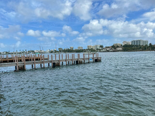 Fototapeta premium View of Singer Island from Phil Foster Park, Riviera Beach, Florida