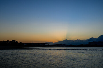 兵庫県西宮市香櫨園浜の夜明け