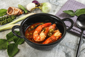 Thai Panang curry witn prawn