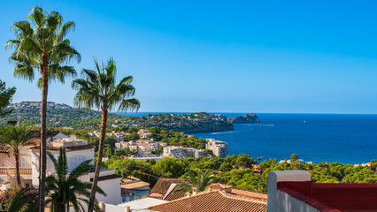 Blick über die Bucht von Platja de Santa Ponca auf der Baleareninsel Mallorca