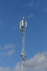 Cell tower with antennas