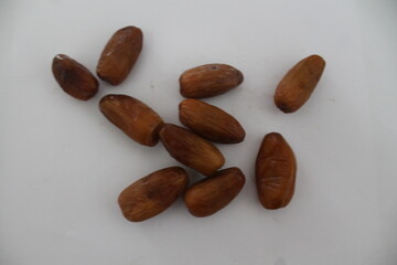 Obraz premium Dried date palm fruits or kurma, ramadhan food