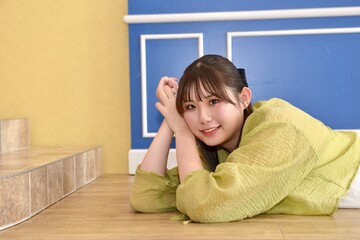 若い女性のポートレート