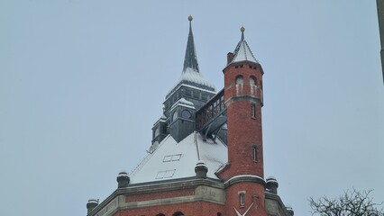 wieża ciśnien z czerwonej cegły we wrocławiu © Miroslaw