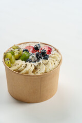 Oatmeal with fruits