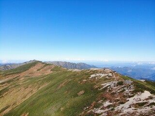 紅葉の日本百名山「飯豊山」の空撮