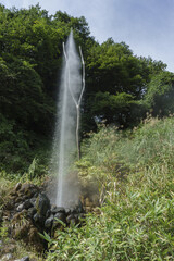 Obraz premium 宮城県 鬼首かんけつ泉 Onikobe Springs, Miyagi Prefecture