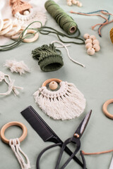 Makramee Dekoration für Weihnachten, Wichtel, Rentier, Makramee knüpfen