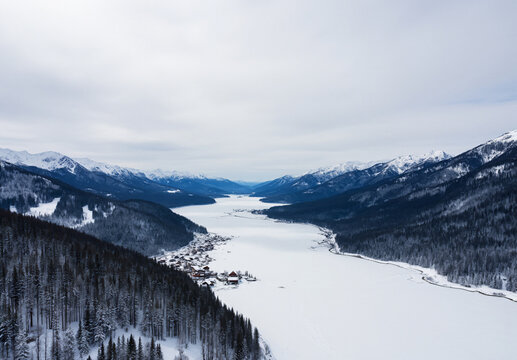 Snowy River Valley in Winter With Scenic fjords and Mountains