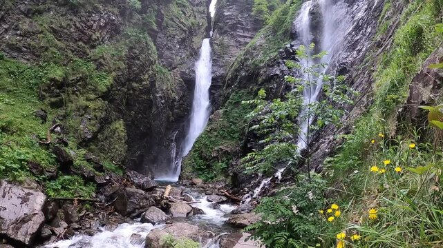 Cascade d'Enfer, Cascade Cau, Vall&eacute;e du Lis