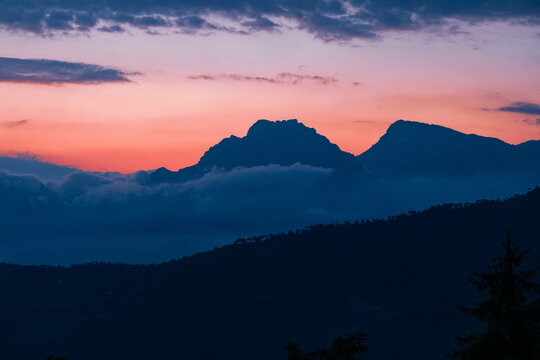 A gaze at the sunset over Ligurian Alps