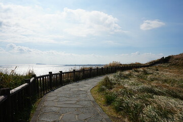 wonderful seascape with seaside walkway