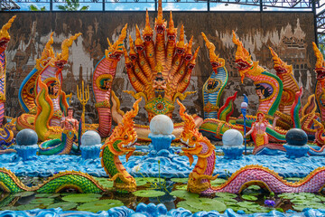 Obraz premium A large, colorful, and beautiful statue of the King Naga.