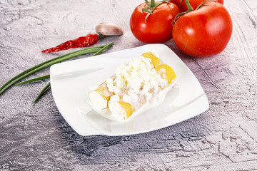Italian cuisine Cannelloni staffed cheese