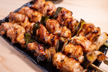 日本の北海道札幌市のとても美味しい焼き鳥