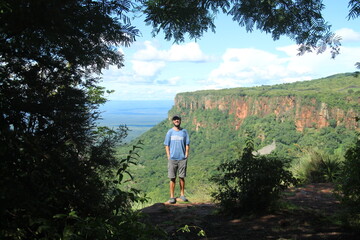 homem no morro do gritador, em pedro II, piauí